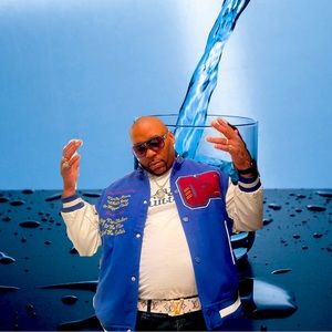 Meet your Posher, Max